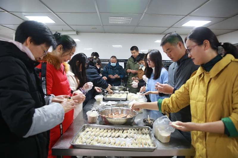 晋宁区人民检察院弘扬传统节日文化，冬至饺子温暖人心
